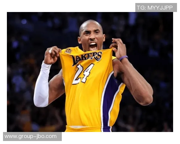 夸梅痛批湖人管理层将科比更衣室位置让给詹姆斯是对历史的亵渎