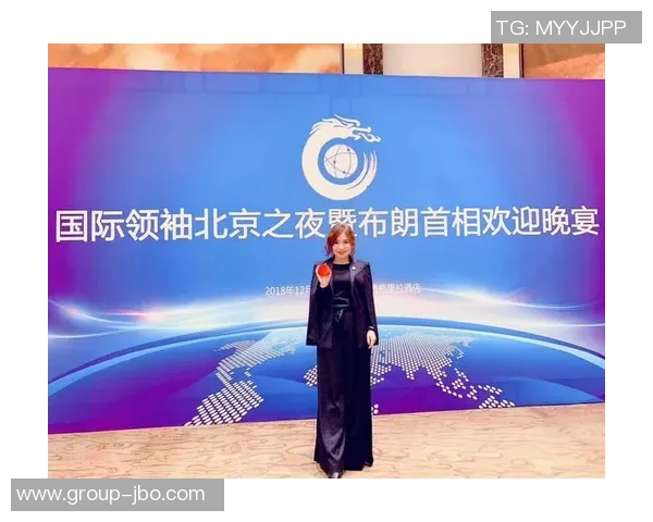 加尔扎赞布朗沟通能力超预期称其为更具魅力的团队领袖